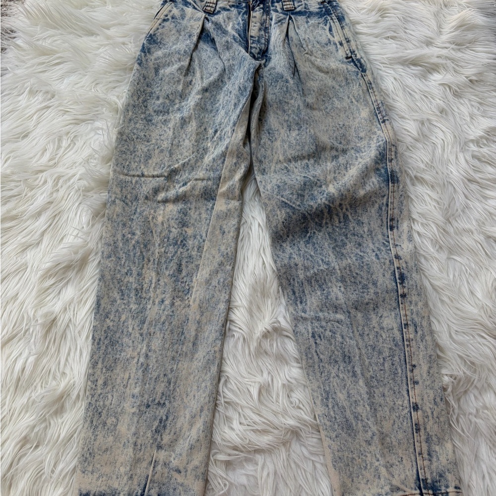 Jordache Blue Acid Wash Straight Leg Jeans